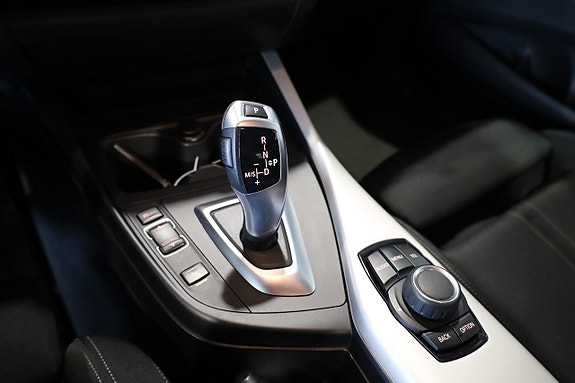 BMW 118i 22 of 25