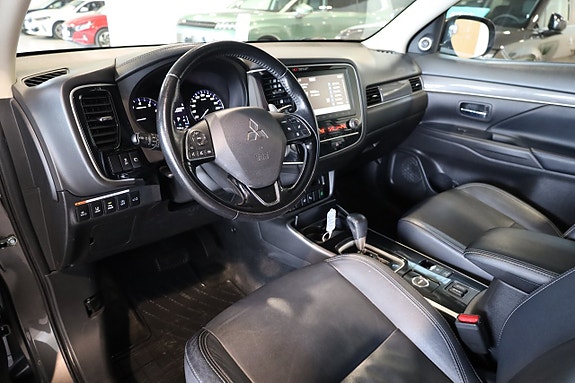 Mitsubishi Outlander 10 of 28