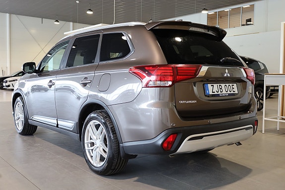 Mitsubishi Outlander 3 of 28