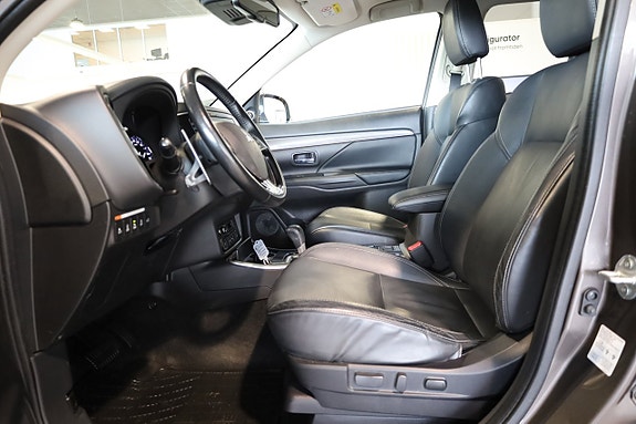 Mitsubishi Outlander 11 of 28