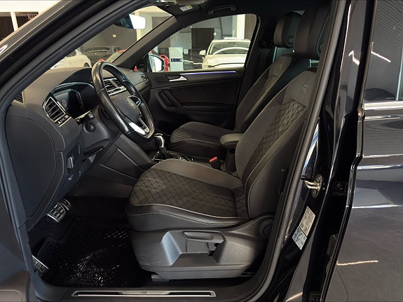 Volkswagen Tiguan 5 of 5