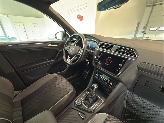 Volkswagen Tiguan 15 of 27