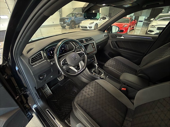 Volkswagen Tiguan 6 of 27