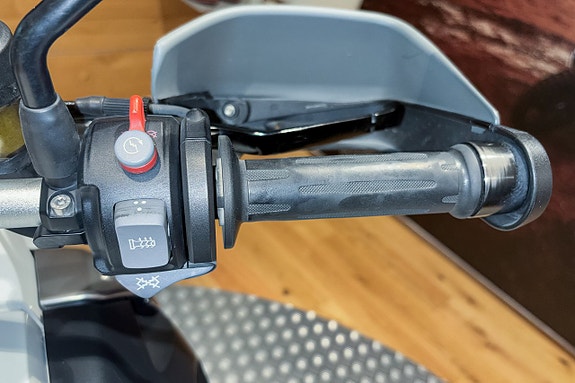BMW R 1200 GS |Motorbågar|Toppbox|Sidoväskor|Nyservad|Nya däck| 11 of 11