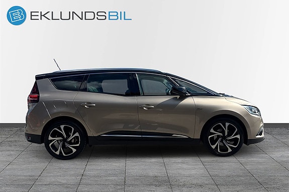 Renault Grand Scenic IV 4 of 5