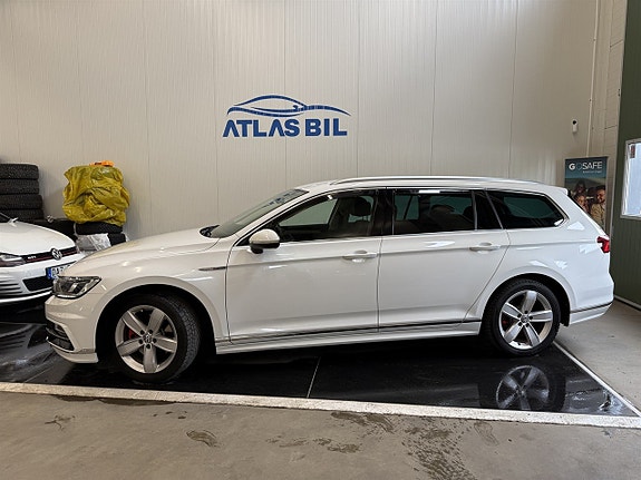 Volkswagen Passat 2 of 5