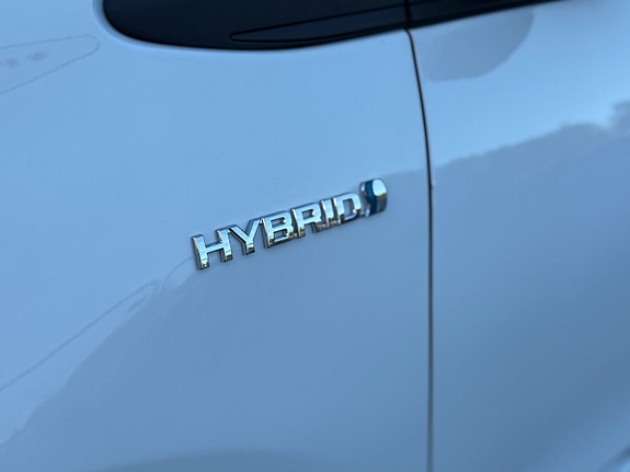 Toyota Yaris 30 of 30