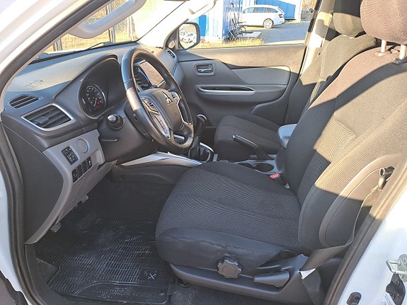 Mitsubishi L200 Club Cab 13 of 22