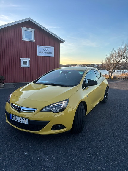 Opel Astra 4 of 5