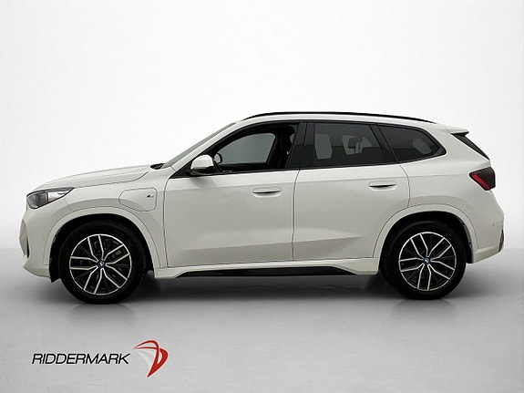 BMW X1 4 of 5