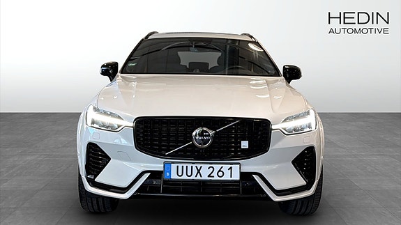 Volvo XC60 8 of 15