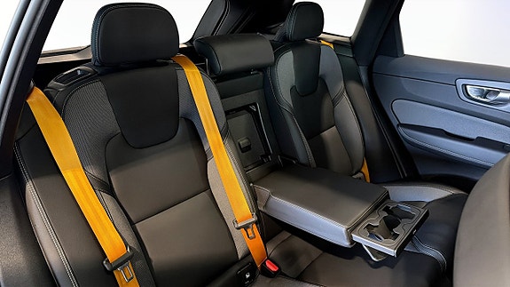 Volvo XC60 5 of 5
