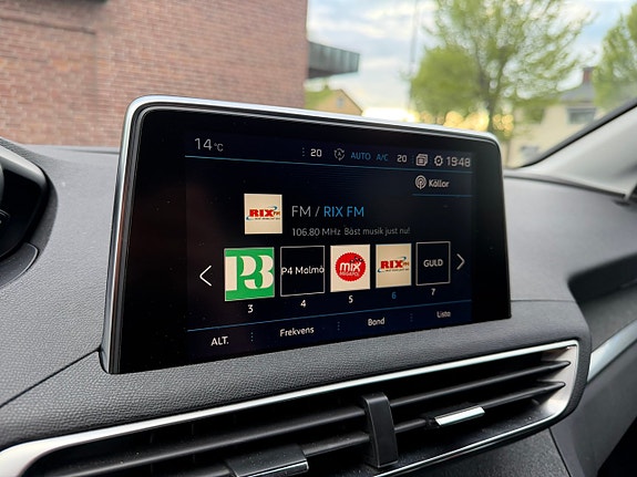 Peugeot 3008 15 of 21