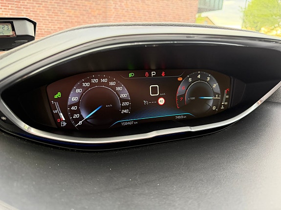 Peugeot 3008 14 of 21