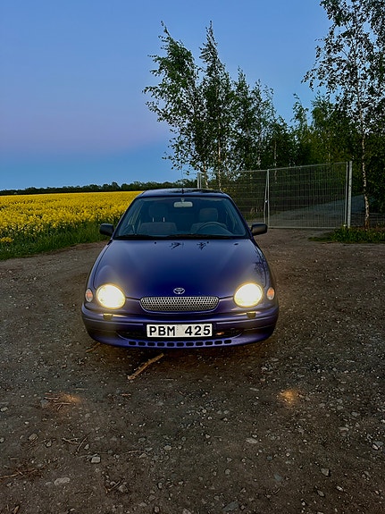 Toyota Corolla 3 of 7