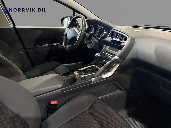 Peugeot 3008 10 of 13