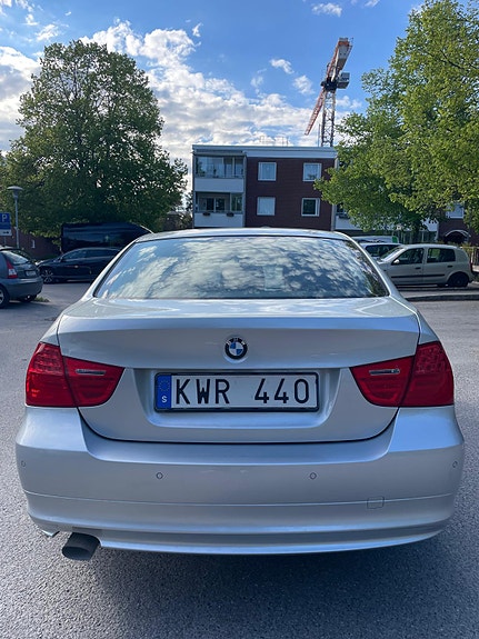 BMW 318d 5 of 9