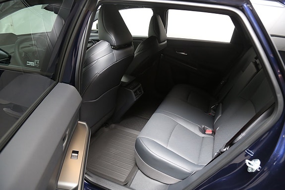 Subaru Solterra 6 of 24
