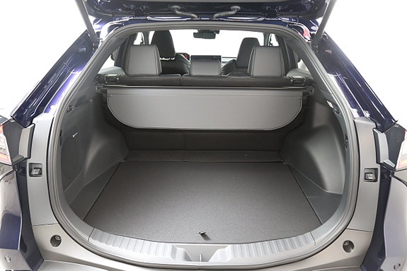 Subaru Solterra 8 of 24