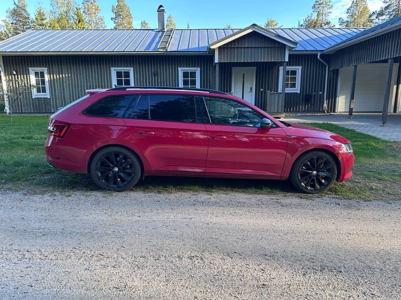 Skoda Superb 4 of 5