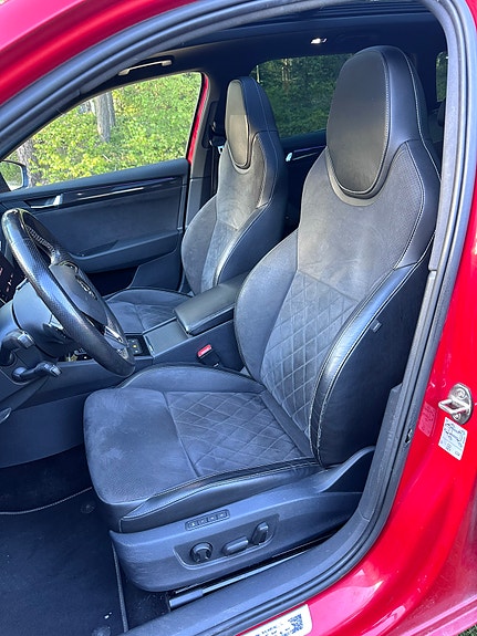 Skoda Superb 8 of 12