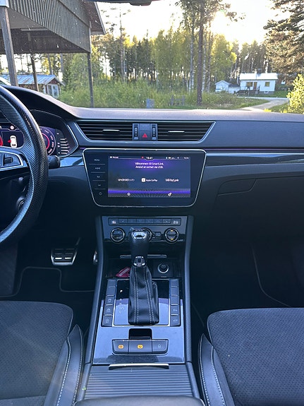 Skoda Superb 7 of 12