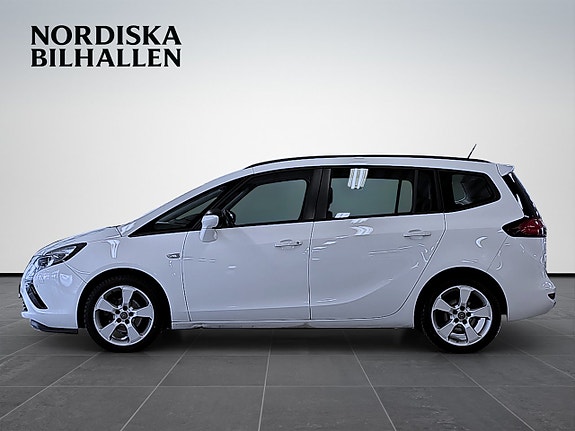 Opel Zafira Tourer 4 of 5