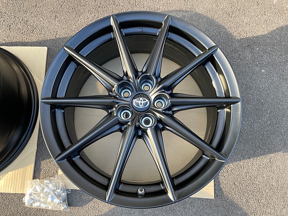 Product image 3 of 8