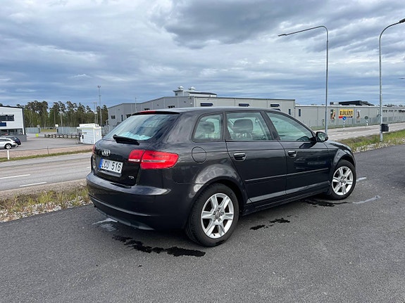 Audi A3 3 of 5