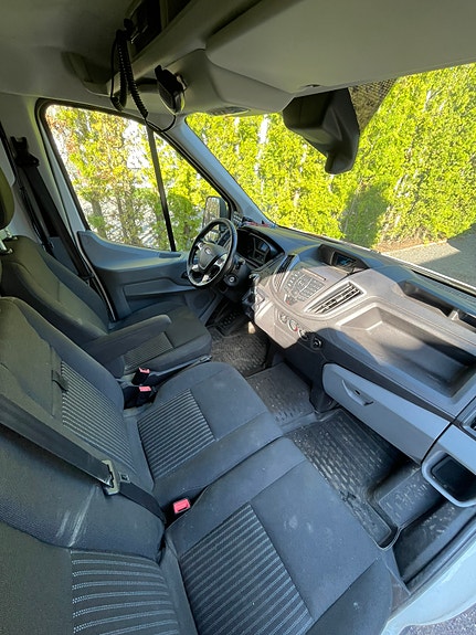 Ford Transit 3 of 5