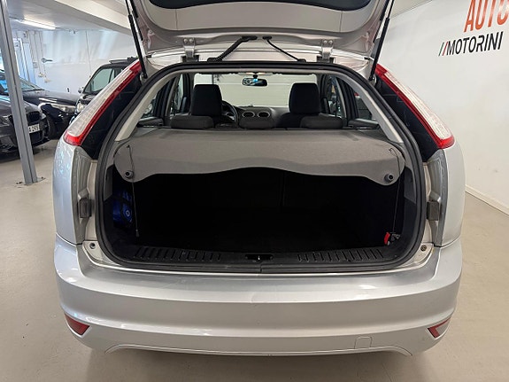 Ford Focus 13 of 25