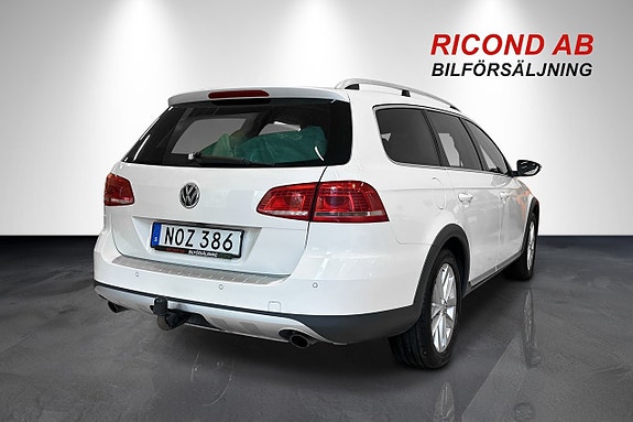 Volkswagen Passat Alltrack 5 of 5