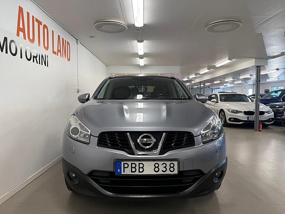 Nissan Qashqai+2 2 of 5