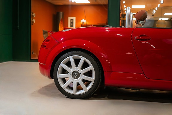 Audi TT 8 of 24