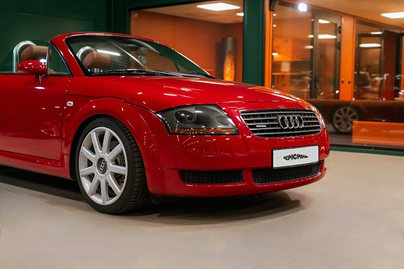 Audi TT 9 of 24