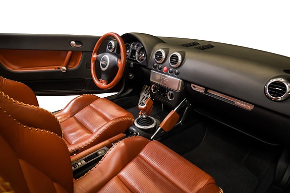 Audi TT 21 of 24