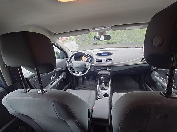 Renault Megane III 2 of 17
