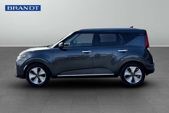 Kia e-Soul 3 of 5