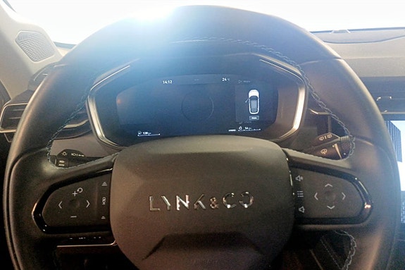 Lynk & Co 01 12 of 16