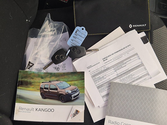Renault Kangoo Express 12 of 13