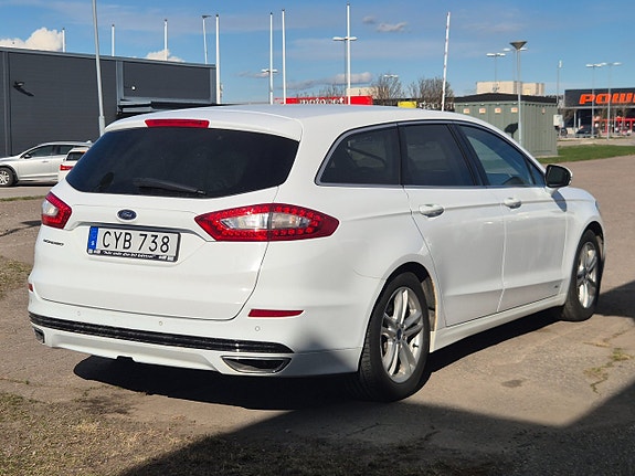 Ford Mondeo 4 of 5