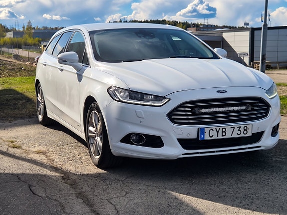 Ford Mondeo 3 of 5