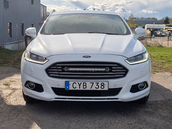 Ford Mondeo 2 of 5