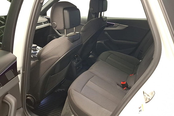 Audi A4 allroad 5 of 5