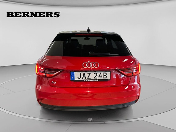 Audi A1 4 of 5