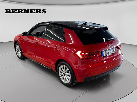Audi A1 3 of 5
