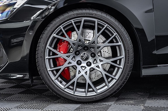 Audi RS3 4 of 5