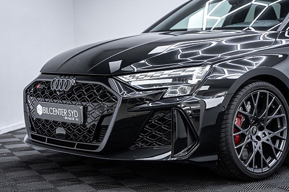 Audi RS3 2 of 5