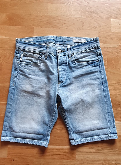 Product image 20 of 30
