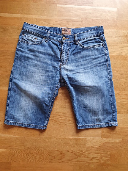 Product image 24 of 30